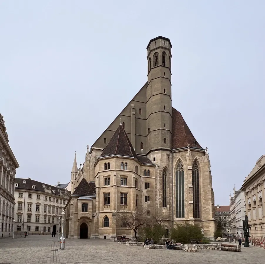 Minoritenkirchen-in-Wien-365Austria-c-Paul-Weindl-x-scaled-1.webp